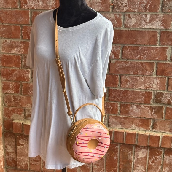 Kate Spade Novelty Bag Coffee Break 3D Donut Crossbody Pink Multi - Picture 3 of 14